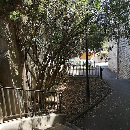 Holiday home Entre Lac Et Cite Medievale Wifi Gratuit Terrasse *