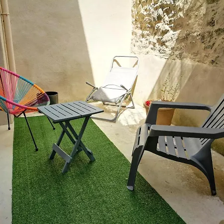 Entre Lac Et Cite Medievale Wifi Gratuit Terrasse Holiday home